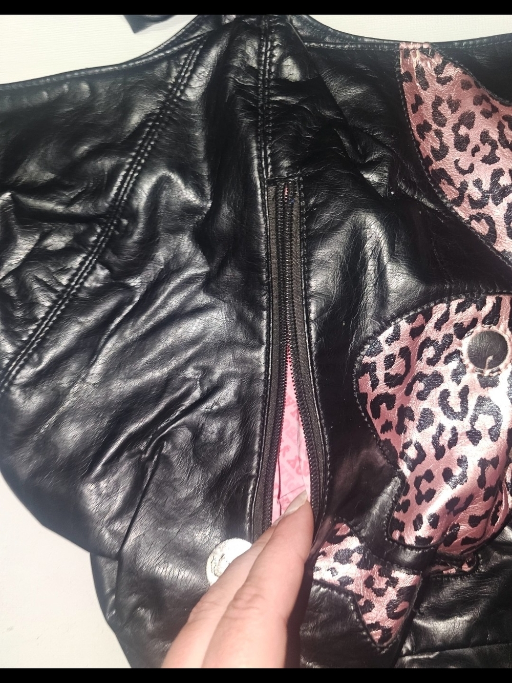 PLAYBOY Black Shoulder Tote with Pink Leopard Accent - Picture 4 of 16